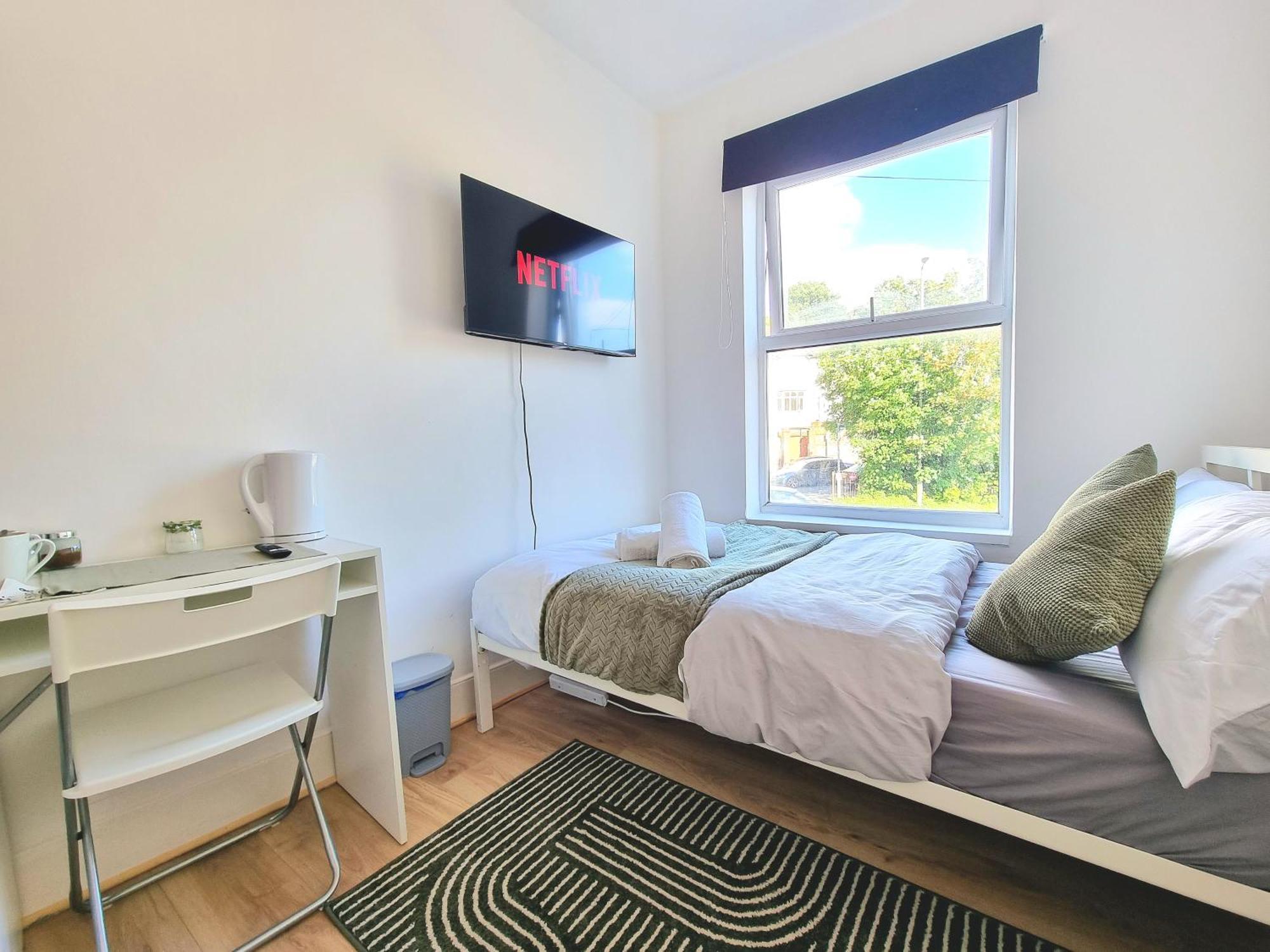 Easy Rooms, London Luton Airport -24 Hour Check-In Exteriör bild
